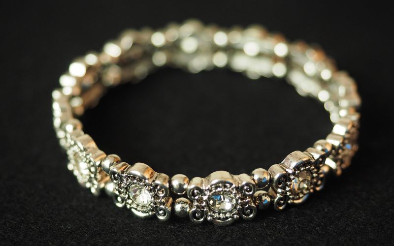 Silver Jewellery Online Pakistan: Best Designs, Prices & Trusted Buying Guide - IHSJ.pk