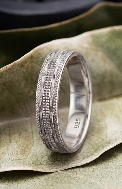 925 Silver Gents Ring - Premium Quality Grid Pattern Stylish Fashion Chala - IHSJ.pk