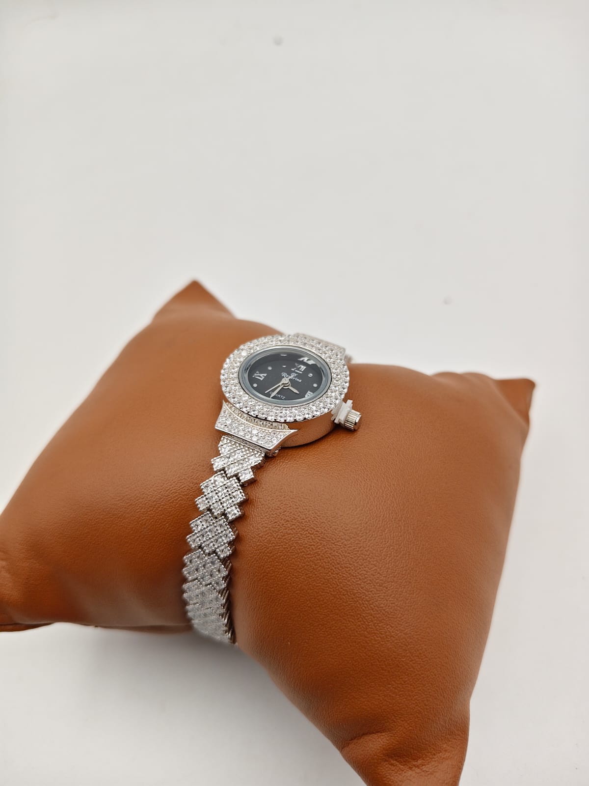925 Silver Rhodium-Plated Crystal Detail Luxury Watch - IHSJ.pk