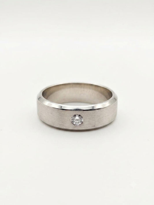 Chandi Ka Challa – Premium Quality Pure Silver Ring with Flush-Set Zircon - IHSJ.pk