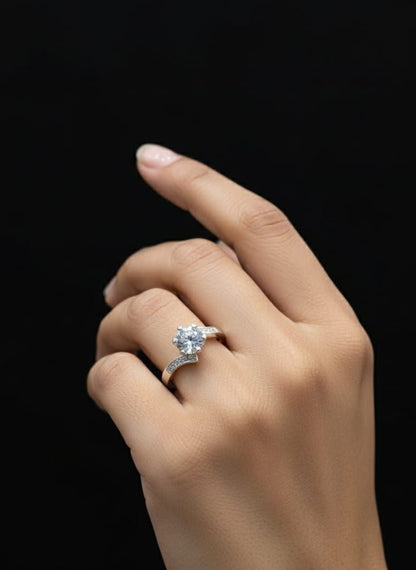 Diamond Style Silver Ring - IHSJ.pk