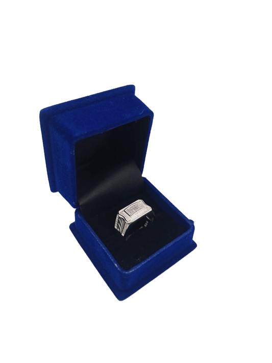 Elite Square Pavé Ring - IHSJ.pk