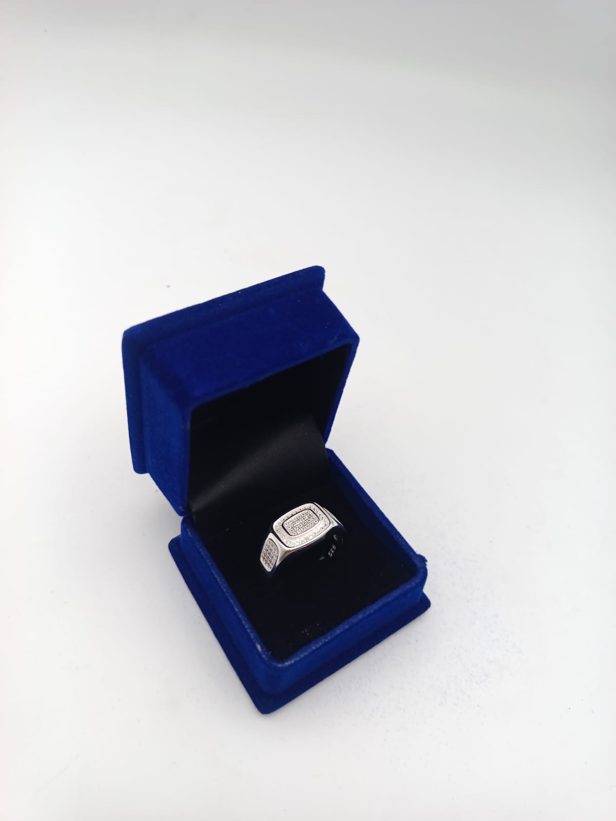GENTS MICRO SETTING RING - IHSJ.pk