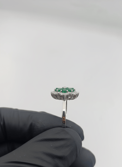 Green Flower Ladies Ring - IHSJ.pk