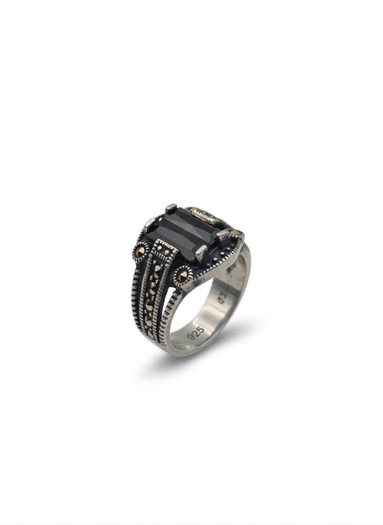 Men Antique Silver Ring - IHSJ.pk