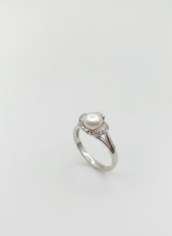 Pearl and Diamond Ring - IHSJ.pk