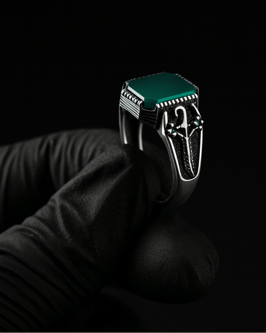 Yamini Aqique Ring - IHSJ.pk